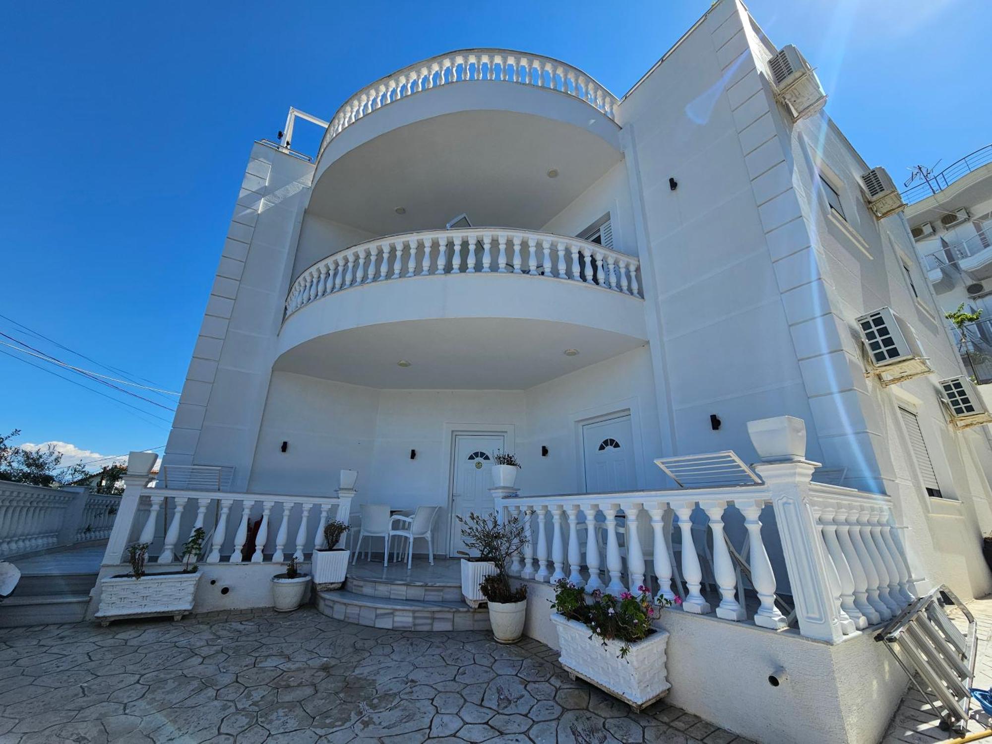 Villa A & A Ксамил Екстериор снимка